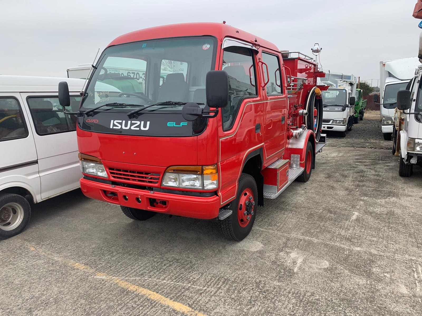 Купить ISUZU ELF 3,5: технические характеристики, комплектации, цены