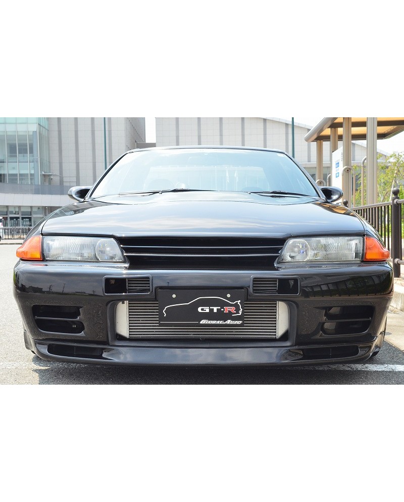 Buy a used japanese sports car Nissan Skyline GT-R BNR32