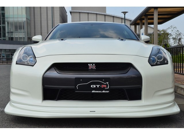 Nissan GT-R (R35) Black Edition